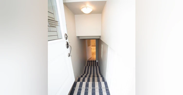 Bsmt-550 Glencairn Avenue, Toronto, ON, M6B 1Z4 - 2
