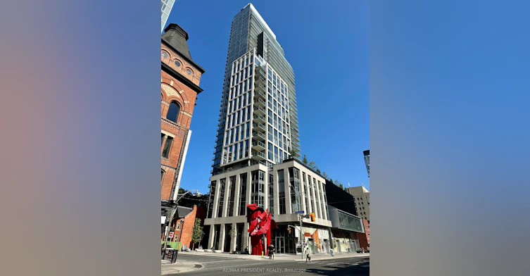 816-1 Gloucester Street, Toronto, ON, M4Y 1L8