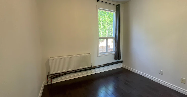 1-95 D'arcy Street, Toronto, ON, M5T 1J9 - 4