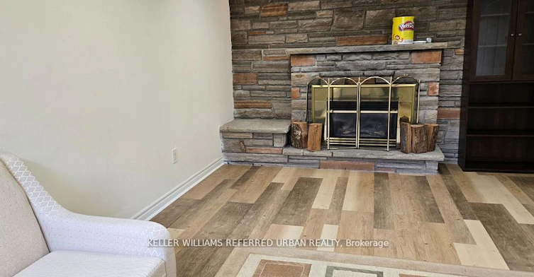 Bsmt-49 Halkin Crescent, Toronto, ON, M4A 1M8 - 2