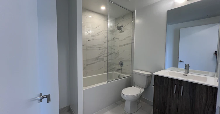 2210-180 Front Street E, Toronto, ON, M5A 0A9 - 26