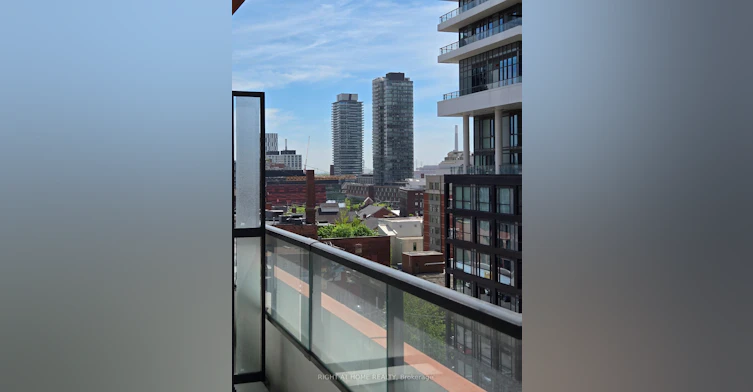 1011-180 Front Street E, Toronto, ON, M5A 0A9 - 18