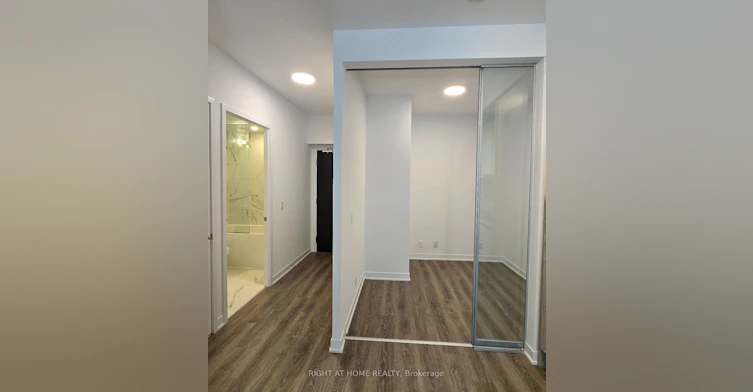 1011-180 Front Street E, Toronto, ON, M5A 0A9 - 9