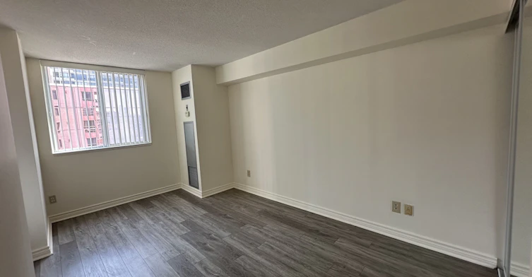 1503-736 Bay Street, Toronto, ON, M5G 2M4 - 6