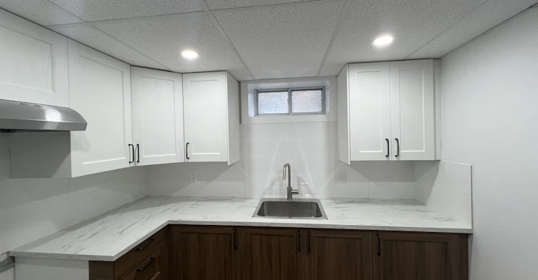9 Dewlane Drive, Toronto, ON, M2R 2P7 - 3