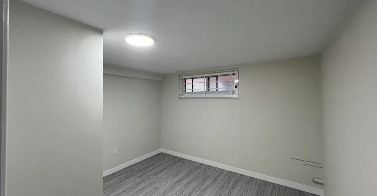 9 Dewlane Drive, Toronto, ON, M2R 2P7