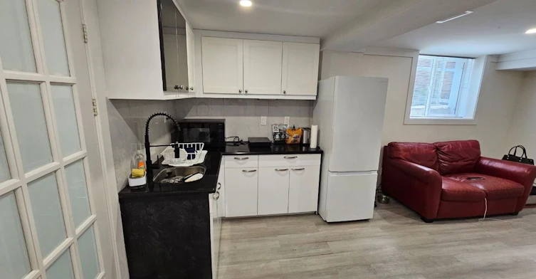 Basement #2-55 Dallas Road, Toronto, ON, M2R 2J3 - 2