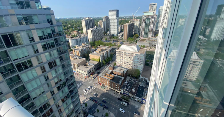 2302-33 Helendale Avenue, Toronto, ON, M4R 0A4 - 18