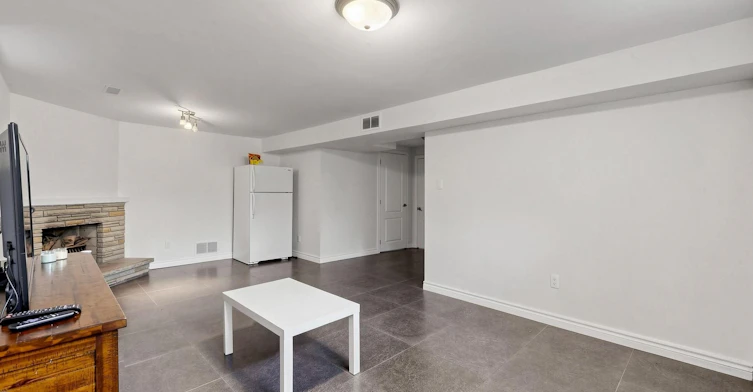 32 Wycliffe Crescent, Toronto, ON, M2K 1V6 - 38