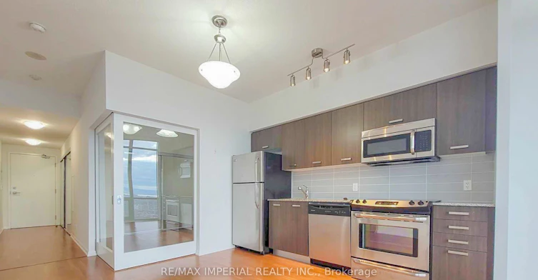 4802-832 Bay Street, Toronto, ON, M5S 1Z6 - 4
