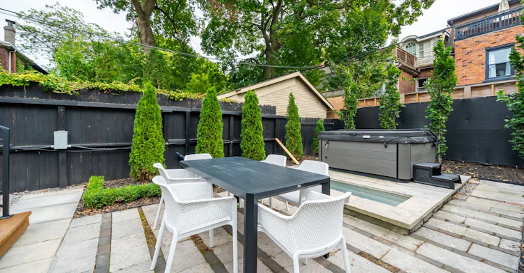 43 Bernard Avenue, Toronto, ON, M5R 1R3 - 45