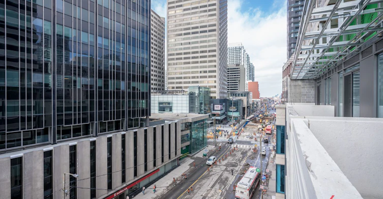 611-2221 Yonge Street, Toronto, ON, M4S 0B8 - 12