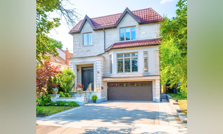 316 Churchill Avenue