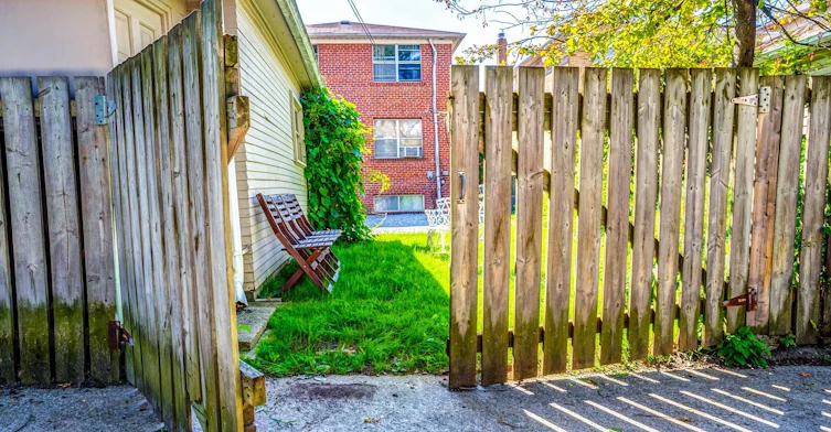 138 Woburn Avenue, Toronto, ON, M5M 1K7 - 15