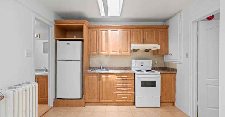 #100-1989 Yonge Street, Toronto, ON, M4S 1Z8 - 10