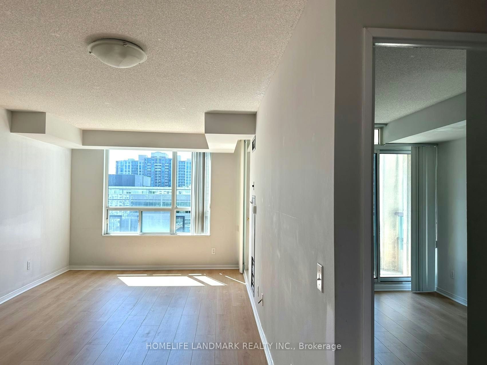 1011-238 Doris Avenue, Toronto, ON, M2N 6W1