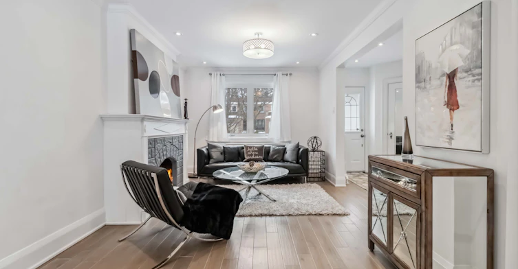 326 St Germain Avenue, Toronto, ON, M5M 1W3 - 6