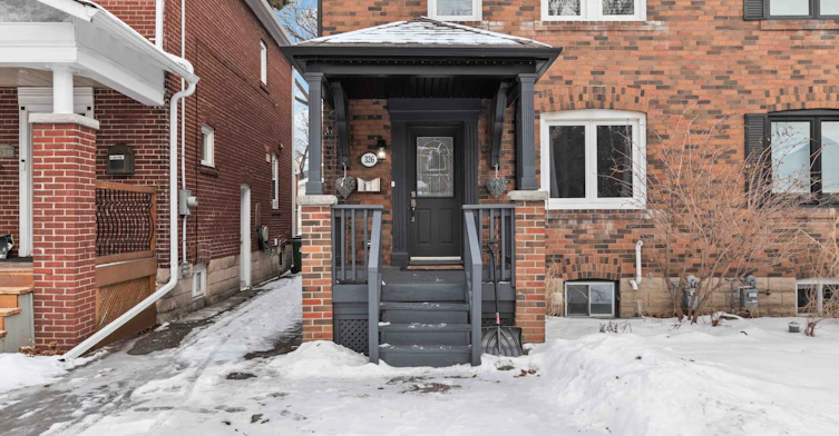 326 St Germain Avenue, Toronto, ON, M5M 1W3 - 2