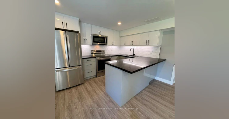 Lower-61 Anewen Drive, Toronto, ON, M4A 1R9 - 4