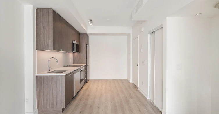 4-260 Finch Avenue E, Toronto, ON, M2N 0L3 - 9