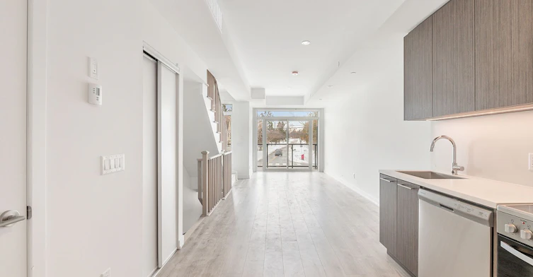 4-260 Finch Avenue E, Toronto, ON, M2N 0L3 - 10