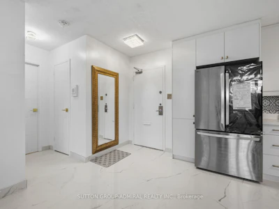 G8-5 Parkway Forest Drive - 2
