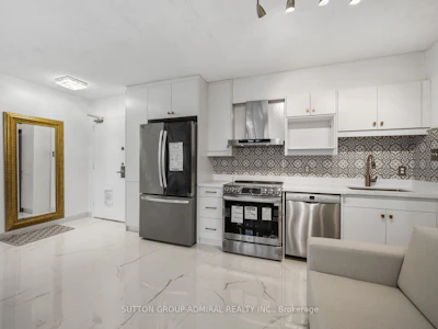 G8-5 Parkway Forest Drive - 3