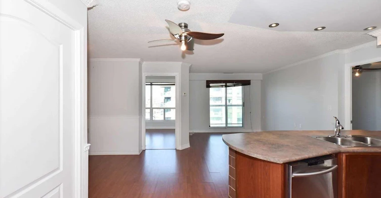 PH810-935 Sheppard Avenue W, Toronto, ON, M3H 2T7 - 6