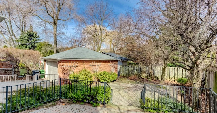 109 Mona Drive, Toronto, ON, M5N 2R5 - 24
