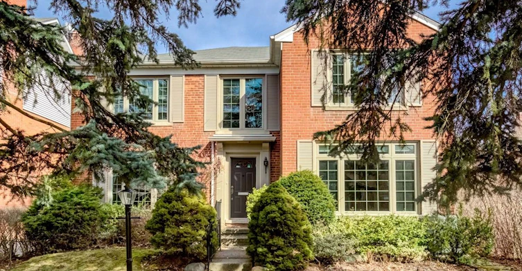 109 Mona Drive, Toronto, ON, M5N 2R5