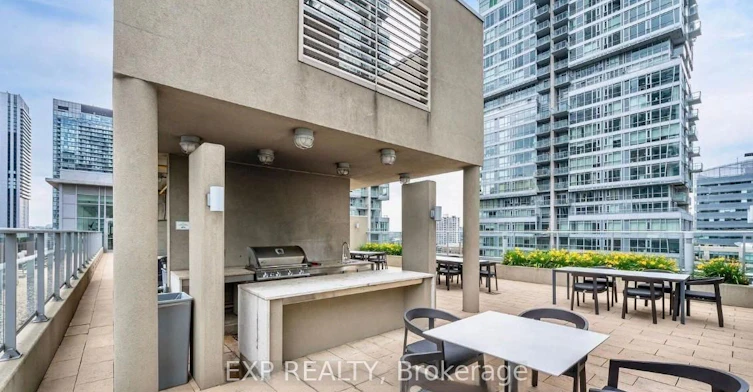 823-21 Nelson Street, Toronto, ON, M5V 3H9 - 10