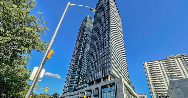 3211-575 Bloor Street, Toronto, ON, M4X 1J8 - 3