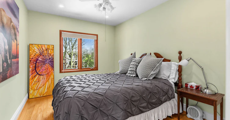 21 Hadley Road, Toronto, ON, M4S 2N8 - 24