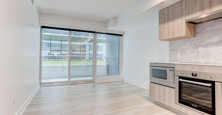 601-17 Bathurst Street, Toronto, ON, M5V 0N1 - 5