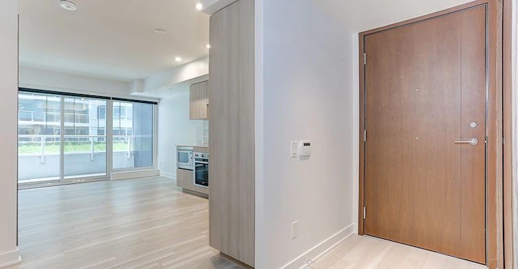 601-17 Bathurst Street, Toronto, ON, M5V 0N1 - 9
