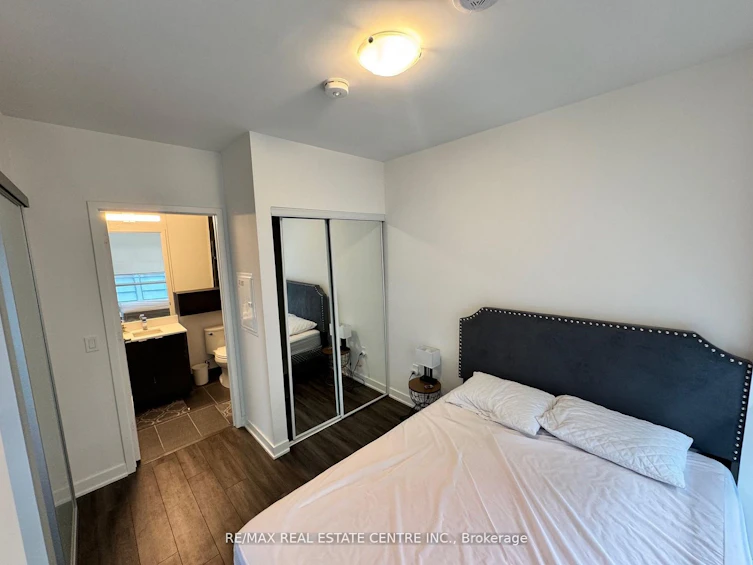 1925A-70 Princess Street, Toronto, ON, M5A 0X6 - 23