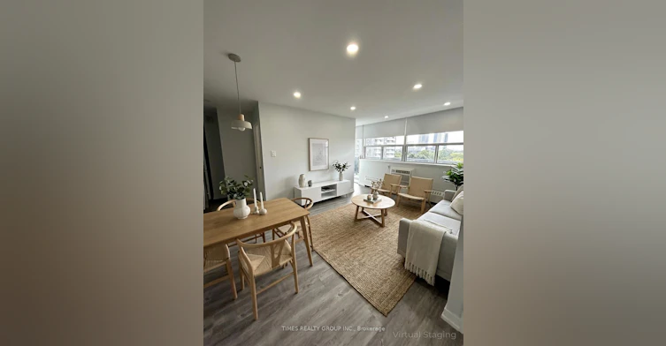 202-15 Walmer Road, Toronto, ON, M5R 2X1 - 2