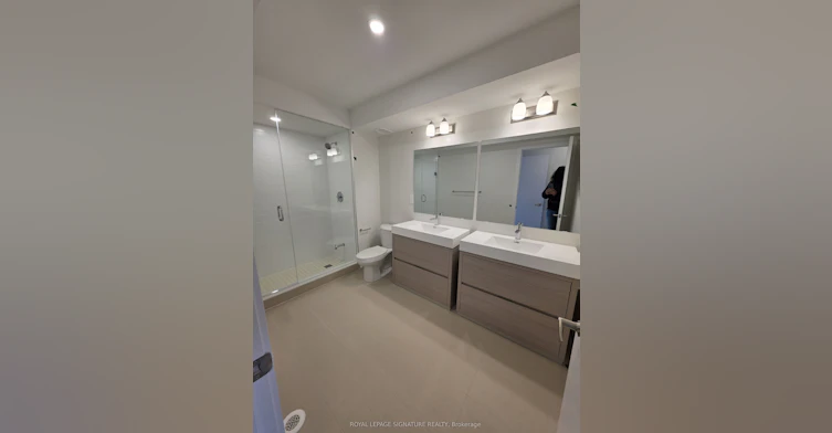 28 Green Gardens Boulevard, Toronto, ON, M6A 0E7 - 22