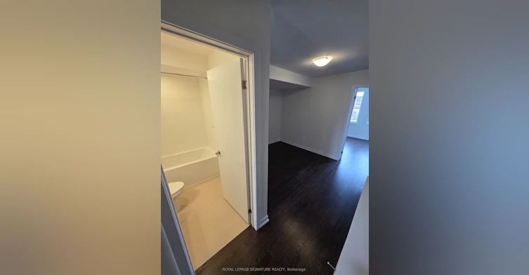 28 Green Gardens Boulevard, Toronto, ON, M6A 0E7 - 13