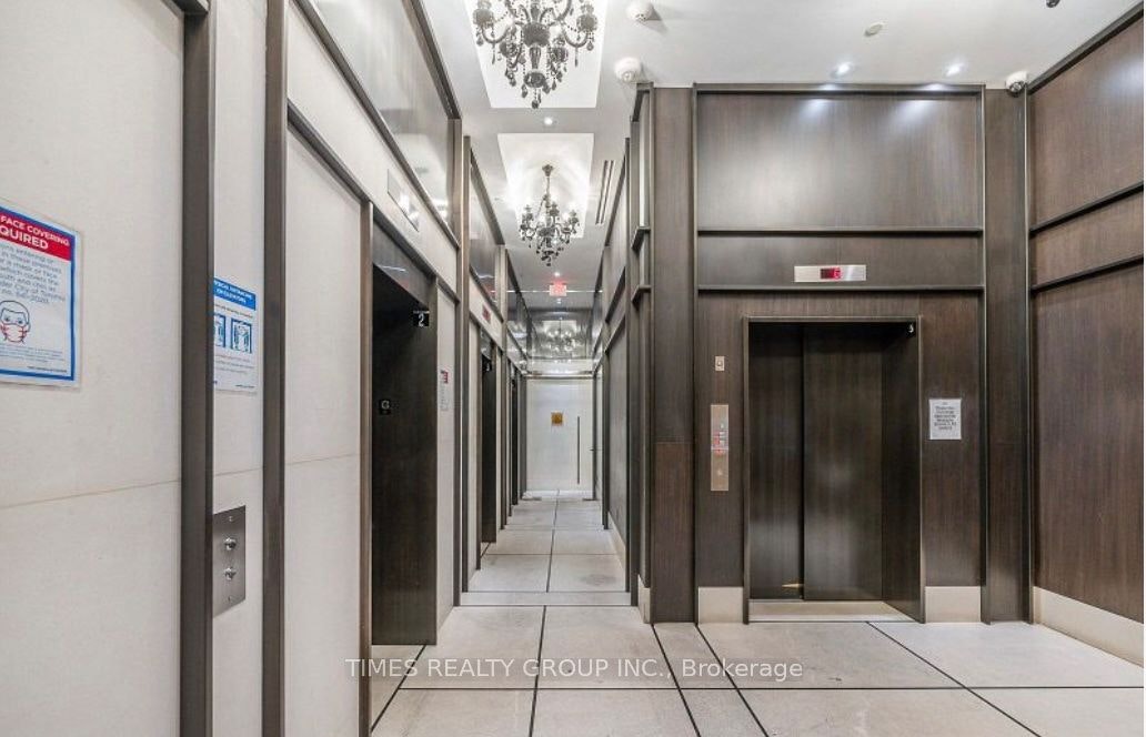 1304-197 Yonge Street, Toronto, ON, M5B 1M4 - 7