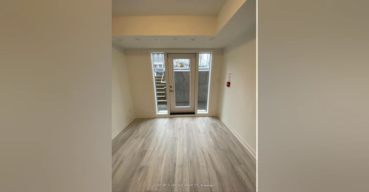 A3-10 Marquette Avenue S, Toronto, ON, M6A 0E1 - 11