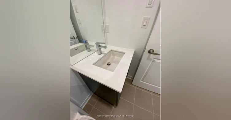 A3-10 Marquette Avenue S, Toronto, ON, M6A 0E1 - 8