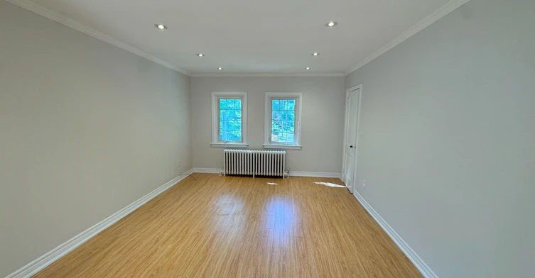 Upper-38 Strathgowan Avenue, Toronto, ON, M4N 1B9 - 2