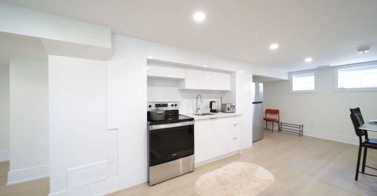 270 Brighton Avenue, Toronto, ON, M3H 4E9 - 6