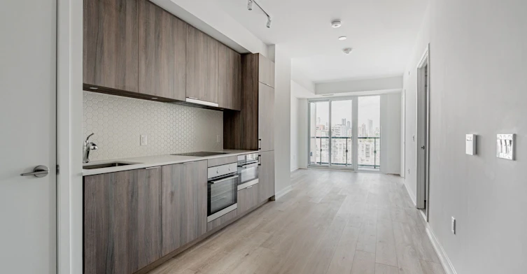 1211-158 Front Street E, Toronto, ON, M5A 0K9