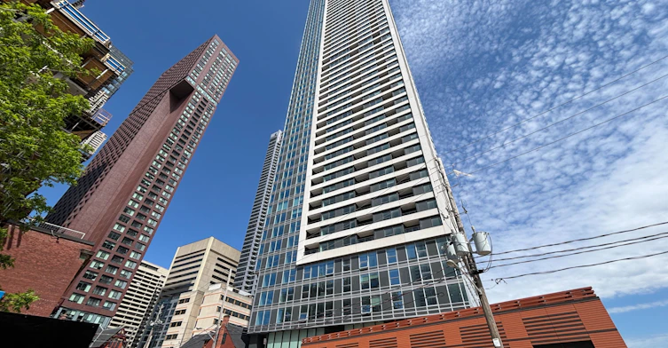 903-609 Sherborne Street, Toronto, ON, M4X 0A4