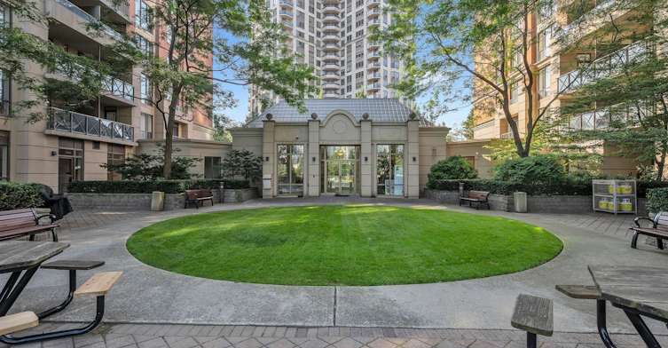 405-55 Harrison Garden Boulevard, Toronto, ON, M2N 7G3 - 2