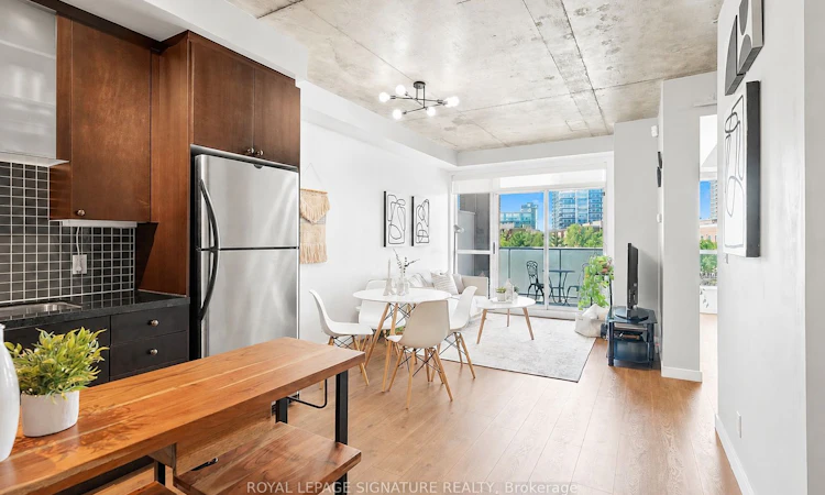 411-1 Shaw Street