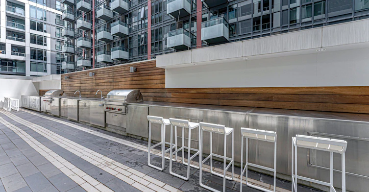 519-27 Bathurst Street, Toronto, ON, M5V 0R1 - 23