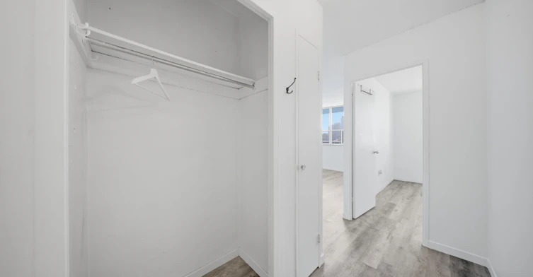 1110-30 Gloucester Street, Toronto, ON, M4Y 1L6 - 4